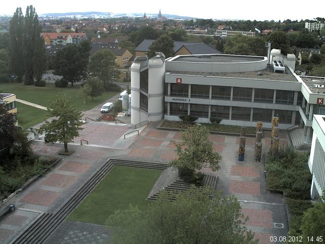 Foto der Webcam: Verwaltungsgeb&auml;ude, Innenhof mit Audimax, H&ouml;rsaal-Geb&auml;ude 1