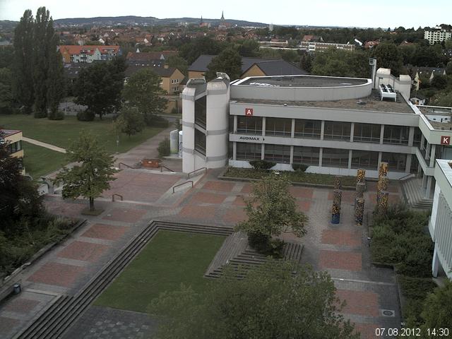 Foto der Webcam: Verwaltungsgeb&auml;ude, Innenhof mit Audimax, H&ouml;rsaal-Geb&auml;ude 1