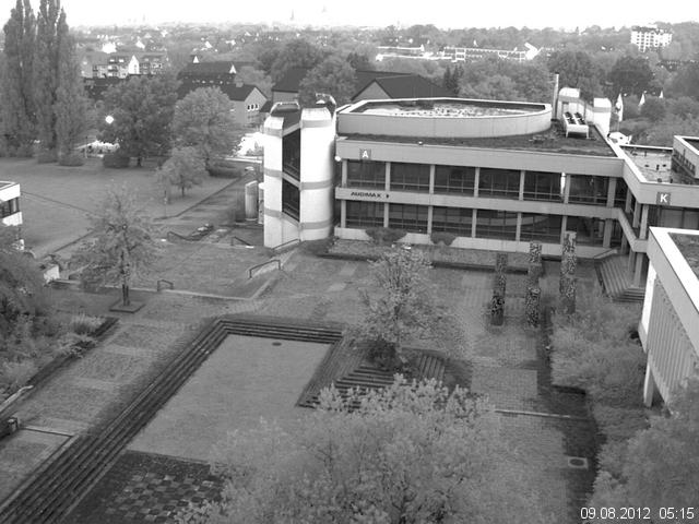 Foto der Webcam: Verwaltungsgeb&auml;ude, Innenhof mit Audimax, H&ouml;rsaal-Geb&auml;ude 1