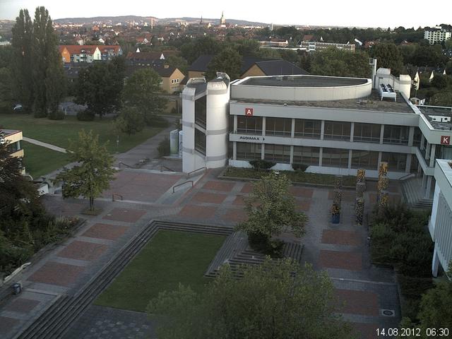 Foto der Webcam: Verwaltungsgeb&auml;ude, Innenhof mit Audimax, H&ouml;rsaal-Geb&auml;ude 1