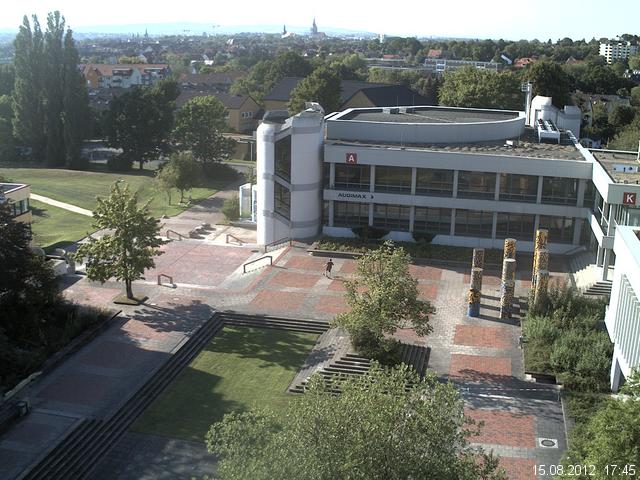 Foto der Webcam: Verwaltungsgeb&auml;ude, Innenhof mit Audimax, H&ouml;rsaal-Geb&auml;ude 1