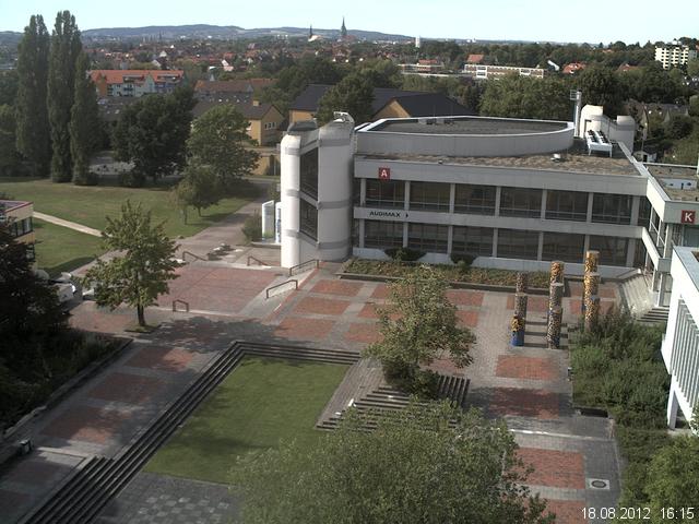 Foto der Webcam: Verwaltungsgeb&auml;ude, Innenhof mit Audimax, H&ouml;rsaal-Geb&auml;ude 1