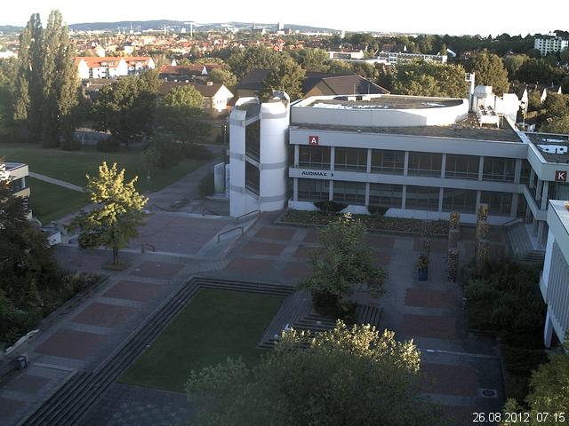 Foto der Webcam: Verwaltungsgeb&auml;ude, Innenhof mit Audimax, H&ouml;rsaal-Geb&auml;ude 1