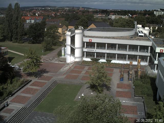 Foto der Webcam: Verwaltungsgeb&auml;ude, Innenhof mit Audimax, H&ouml;rsaal-Geb&auml;ude 1