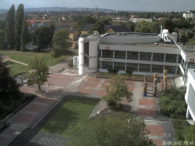 Foto der Webcam: Verwaltungsgeb&auml;ude, Innenhof mit Audimax, H&ouml;rsaal-Geb&auml;ude 1