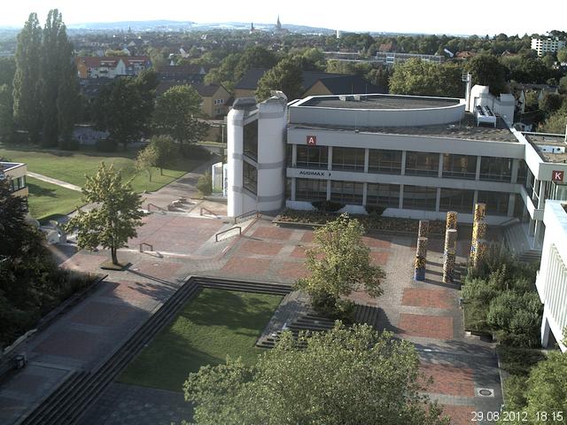 Foto der Webcam: Verwaltungsgeb&auml;ude, Innenhof mit Audimax, H&ouml;rsaal-Geb&auml;ude 1