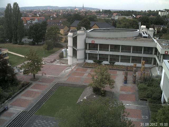 Foto der Webcam: Verwaltungsgeb&auml;ude, Innenhof mit Audimax, H&ouml;rsaal-Geb&auml;ude 1
