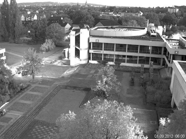 Foto der Webcam: Verwaltungsgeb&auml;ude, Innenhof mit Audimax, H&ouml;rsaal-Geb&auml;ude 1