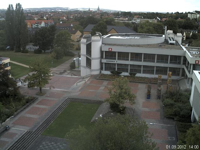 Foto der Webcam: Verwaltungsgeb&auml;ude, Innenhof mit Audimax, H&ouml;rsaal-Geb&auml;ude 1