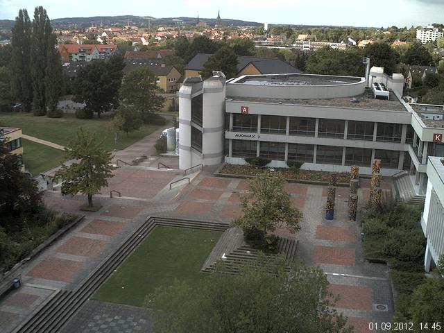 Foto der Webcam: Verwaltungsgeb&auml;ude, Innenhof mit Audimax, H&ouml;rsaal-Geb&auml;ude 1