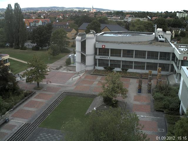 Foto der Webcam: Verwaltungsgeb&auml;ude, Innenhof mit Audimax, H&ouml;rsaal-Geb&auml;ude 1