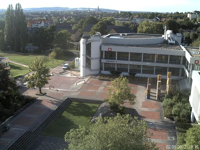 Foto der Webcam: Verwaltungsgeb&auml;ude, Innenhof mit Audimax, H&ouml;rsaal-Geb&auml;ude 1