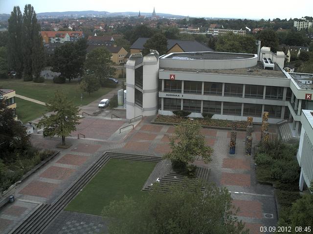 Foto der Webcam: Verwaltungsgeb&auml;ude, Innenhof mit Audimax, H&ouml;rsaal-Geb&auml;ude 1