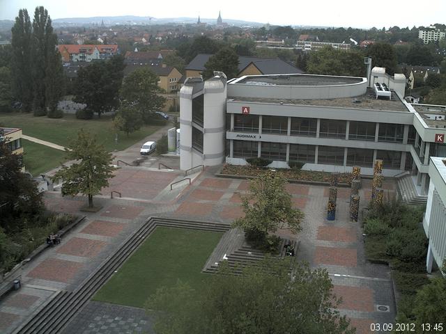 Foto der Webcam: Verwaltungsgeb&auml;ude, Innenhof mit Audimax, H&ouml;rsaal-Geb&auml;ude 1