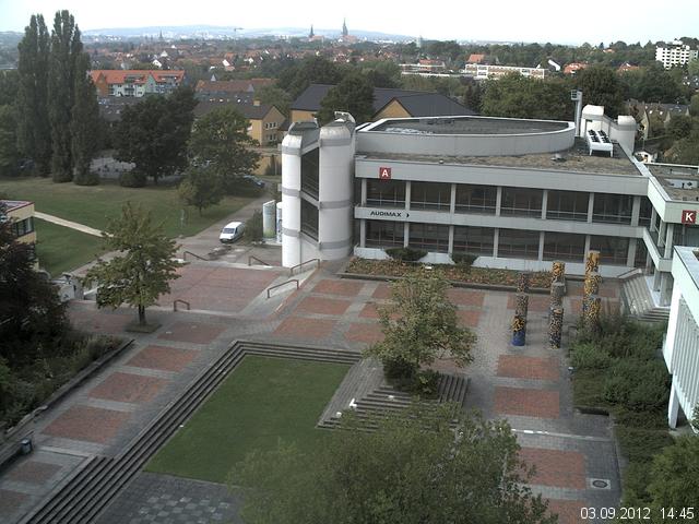 Foto der Webcam: Verwaltungsgeb&auml;ude, Innenhof mit Audimax, H&ouml;rsaal-Geb&auml;ude 1