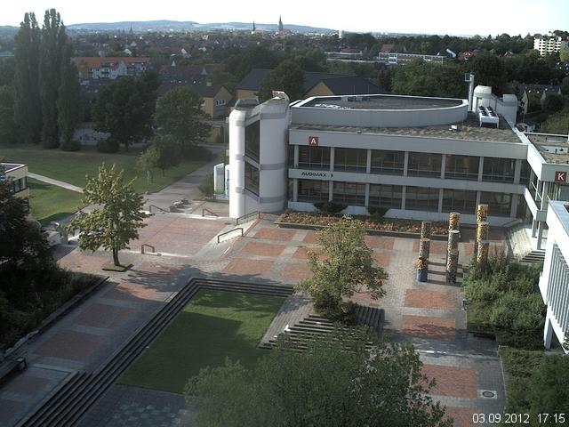 Foto der Webcam: Verwaltungsgeb&auml;ude, Innenhof mit Audimax, H&ouml;rsaal-Geb&auml;ude 1
