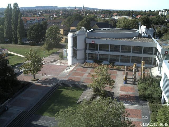 Foto der Webcam: Verwaltungsgeb&auml;ude, Innenhof mit Audimax, H&ouml;rsaal-Geb&auml;ude 1