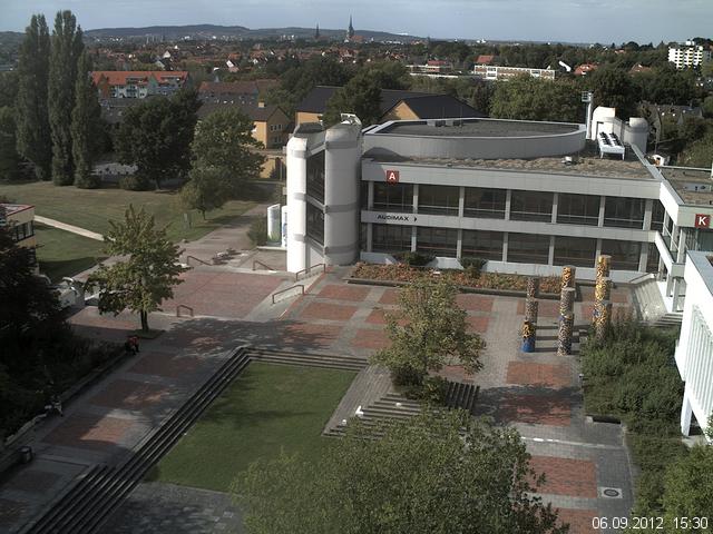 Foto der Webcam: Verwaltungsgeb&auml;ude, Innenhof mit Audimax, H&ouml;rsaal-Geb&auml;ude 1