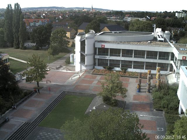 Foto der Webcam: Verwaltungsgeb&auml;ude, Innenhof mit Audimax, H&ouml;rsaal-Geb&auml;ude 1