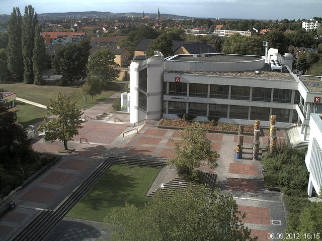 Foto der Webcam: Verwaltungsgeb&auml;ude, Innenhof mit Audimax, H&ouml;rsaal-Geb&auml;ude 1