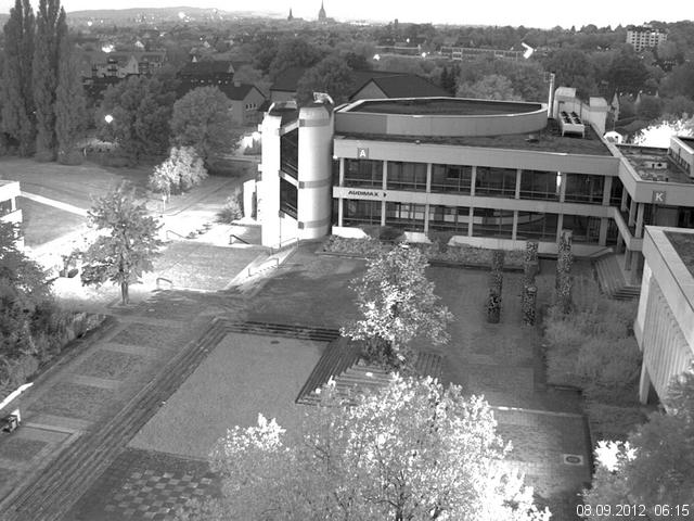 Foto der Webcam: Verwaltungsgeb&auml;ude, Innenhof mit Audimax, H&ouml;rsaal-Geb&auml;ude 1