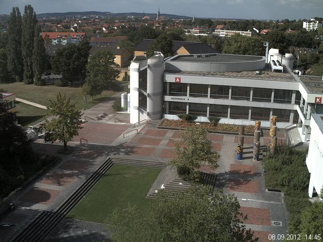 Foto der Webcam: Verwaltungsgeb&auml;ude, Innenhof mit Audimax, H&ouml;rsaal-Geb&auml;ude 1