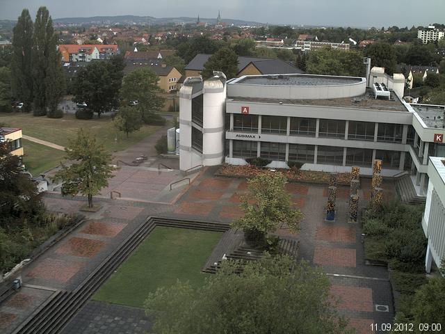 Foto der Webcam: Verwaltungsgeb&auml;ude, Innenhof mit Audimax, H&ouml;rsaal-Geb&auml;ude 1