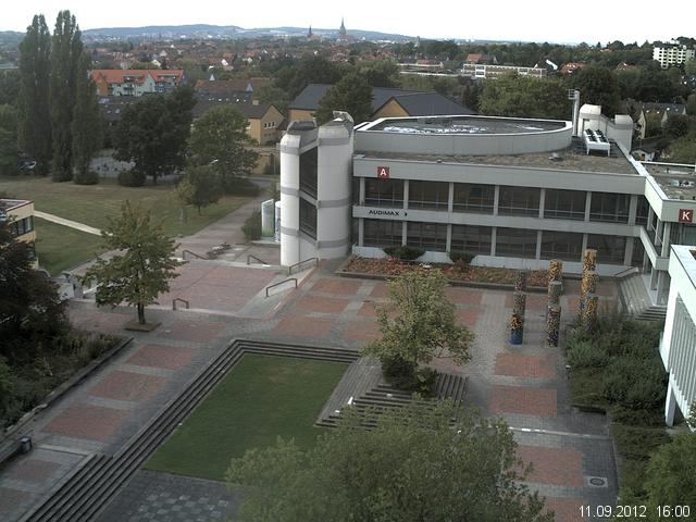 Foto der Webcam: Verwaltungsgeb&auml;ude, Innenhof mit Audimax, H&ouml;rsaal-Geb&auml;ude 1