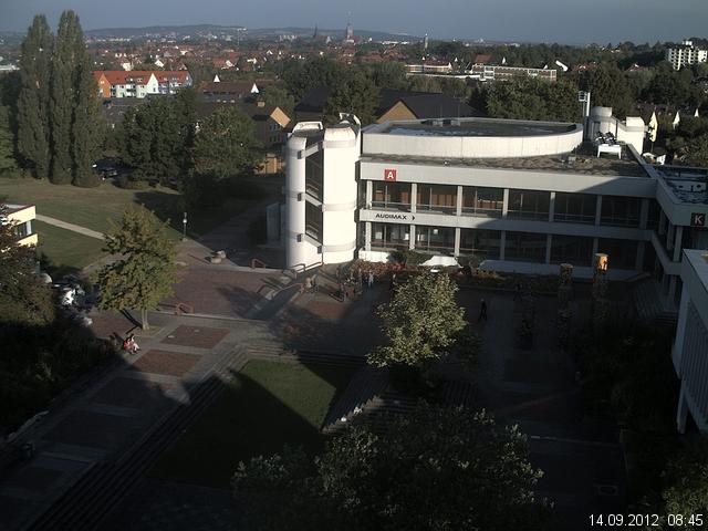 Foto der Webcam: Verwaltungsgeb&auml;ude, Innenhof mit Audimax, H&ouml;rsaal-Geb&auml;ude 1