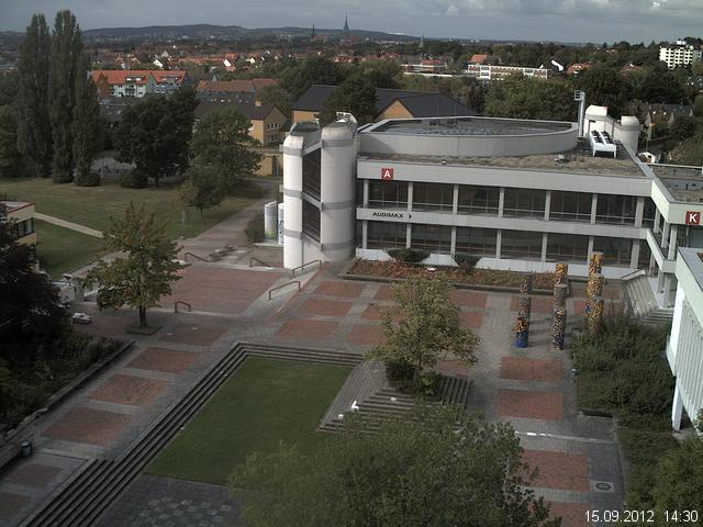 Foto der Webcam: Verwaltungsgeb&auml;ude, Innenhof mit Audimax, H&ouml;rsaal-Geb&auml;ude 1