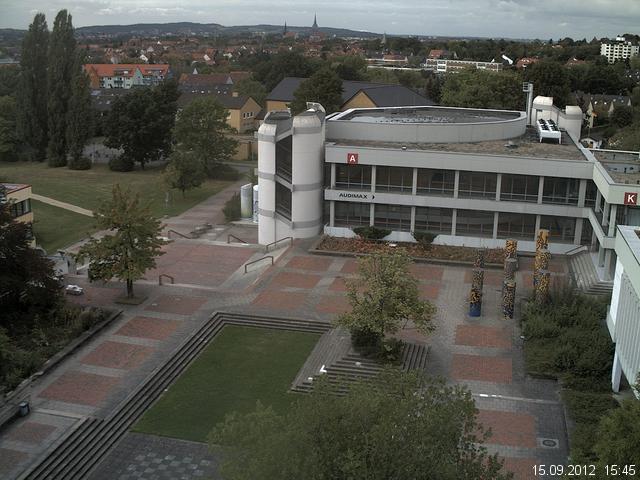 Foto der Webcam: Verwaltungsgeb&auml;ude, Innenhof mit Audimax, H&ouml;rsaal-Geb&auml;ude 1
