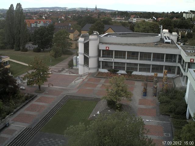 Foto der Webcam: Verwaltungsgeb&auml;ude, Innenhof mit Audimax, H&ouml;rsaal-Geb&auml;ude 1