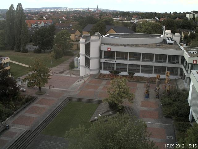 Foto der Webcam: Verwaltungsgeb&auml;ude, Innenhof mit Audimax, H&ouml;rsaal-Geb&auml;ude 1