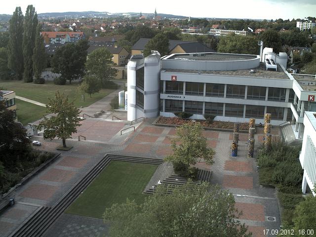 Foto der Webcam: Verwaltungsgeb&auml;ude, Innenhof mit Audimax, H&ouml;rsaal-Geb&auml;ude 1