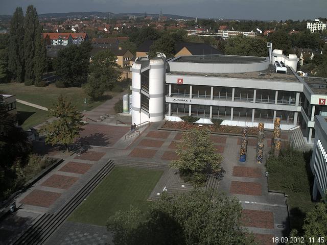 Foto der Webcam: Verwaltungsgeb&auml;ude, Innenhof mit Audimax, H&ouml;rsaal-Geb&auml;ude 1