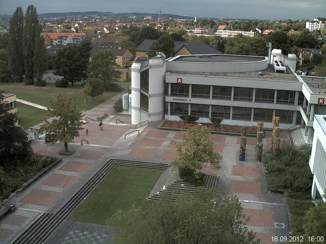 Foto der Webcam: Verwaltungsgeb&auml;ude, Innenhof mit Audimax, H&ouml;rsaal-Geb&auml;ude 1