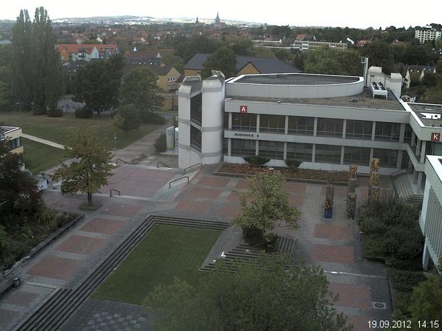 Foto der Webcam: Verwaltungsgeb&auml;ude, Innenhof mit Audimax, H&ouml;rsaal-Geb&auml;ude 1