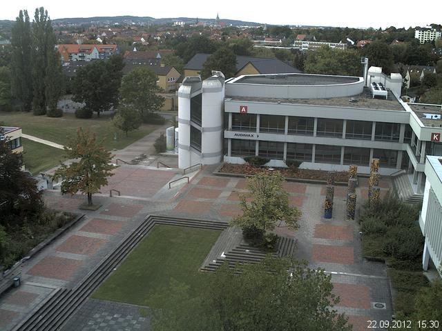 Foto der Webcam: Verwaltungsgeb&auml;ude, Innenhof mit Audimax, H&ouml;rsaal-Geb&auml;ude 1