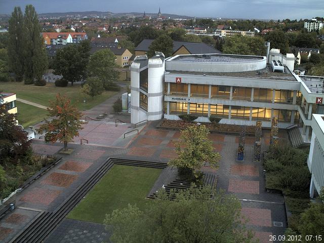 Foto der Webcam: Verwaltungsgeb&auml;ude, Innenhof mit Audimax, H&ouml;rsaal-Geb&auml;ude 1