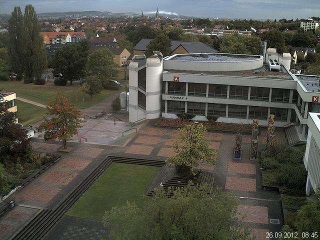 Foto der Webcam: Verwaltungsgeb&auml;ude, Innenhof mit Audimax, H&ouml;rsaal-Geb&auml;ude 1