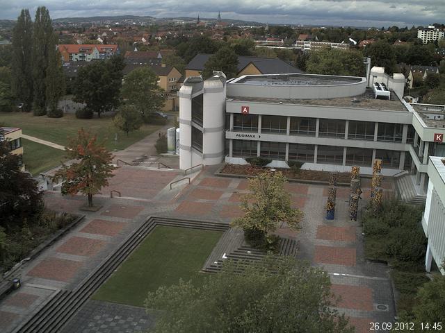 Foto der Webcam: Verwaltungsgeb&auml;ude, Innenhof mit Audimax, H&ouml;rsaal-Geb&auml;ude 1