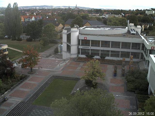 Foto der Webcam: Verwaltungsgeb&auml;ude, Innenhof mit Audimax, H&ouml;rsaal-Geb&auml;ude 1