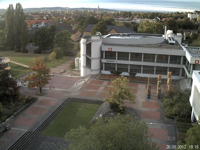 Foto der Webcam: Verwaltungsgeb&auml;ude, Innenhof mit Audimax, H&ouml;rsaal-Geb&auml;ude 1