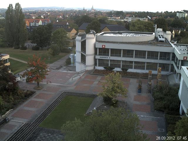 Foto der Webcam: Verwaltungsgeb&auml;ude, Innenhof mit Audimax, H&ouml;rsaal-Geb&auml;ude 1