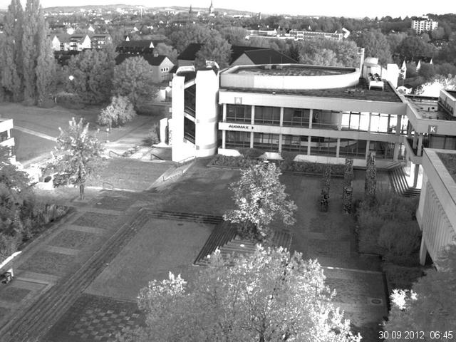 Foto der Webcam: Verwaltungsgeb&auml;ude, Innenhof mit Audimax, H&ouml;rsaal-Geb&auml;ude 1