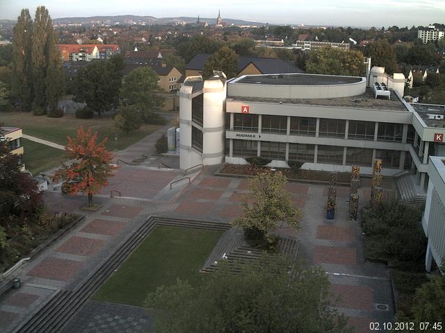 Foto der Webcam: Verwaltungsgeb&auml;ude, Innenhof mit Audimax, H&ouml;rsaal-Geb&auml;ude 1