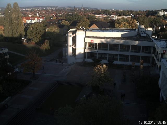 Foto der Webcam: Verwaltungsgeb&auml;ude, Innenhof mit Audimax, H&ouml;rsaal-Geb&auml;ude 1