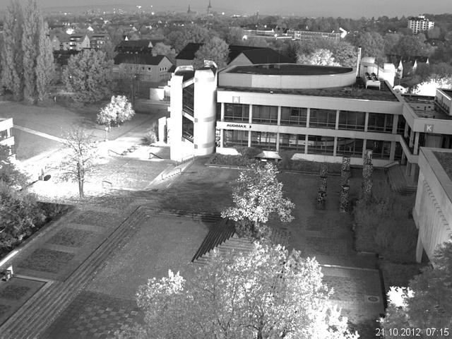 Foto der Webcam: Verwaltungsgeb&auml;ude, Innenhof mit Audimax, H&ouml;rsaal-Geb&auml;ude 1