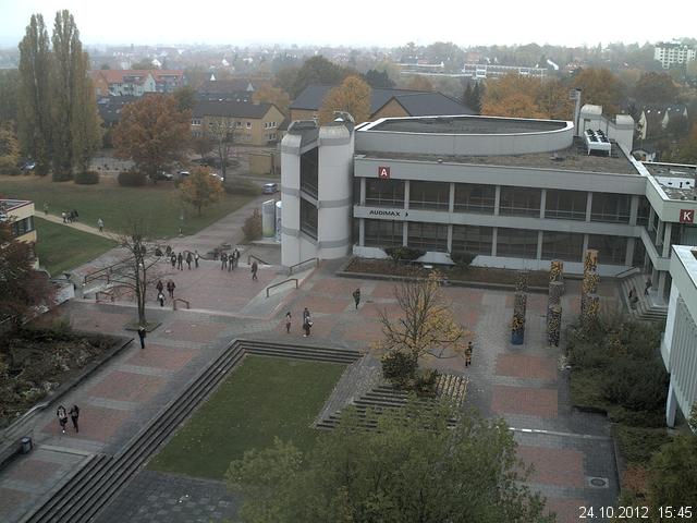 Foto der Webcam: Verwaltungsgeb&auml;ude, Innenhof mit Audimax, H&ouml;rsaal-Geb&auml;ude 1
