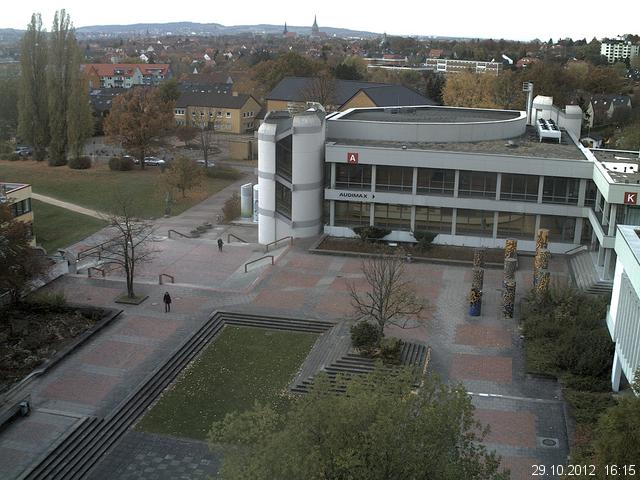 Foto der Webcam: Verwaltungsgeb&auml;ude, Innenhof mit Audimax, H&ouml;rsaal-Geb&auml;ude 1